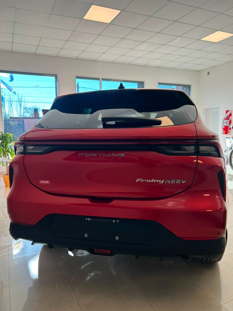 Forthing FRIDAY REEV 5P 1,5 Electrico — foto 10
